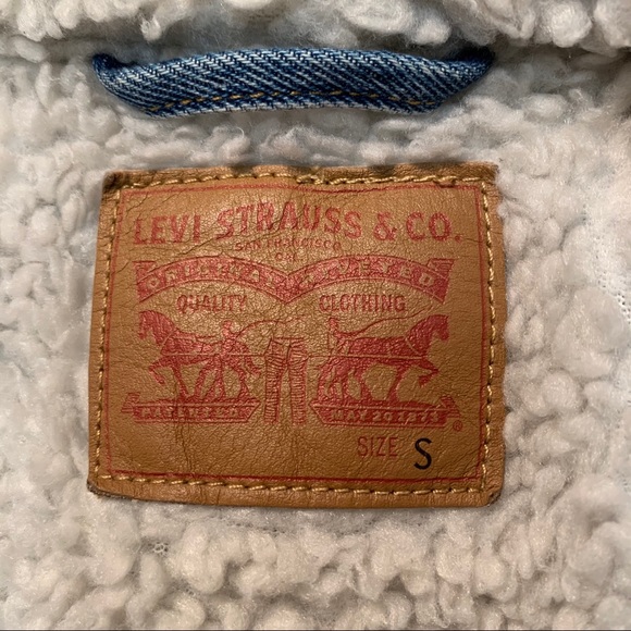LEVIS WOMENS DENIM SHERPA JACKET - Picture 3 of 3